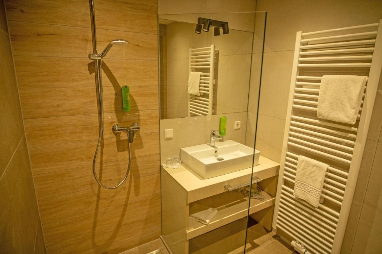 Guesthouse Felsenland Dahn Ngoại thất bức ảnh